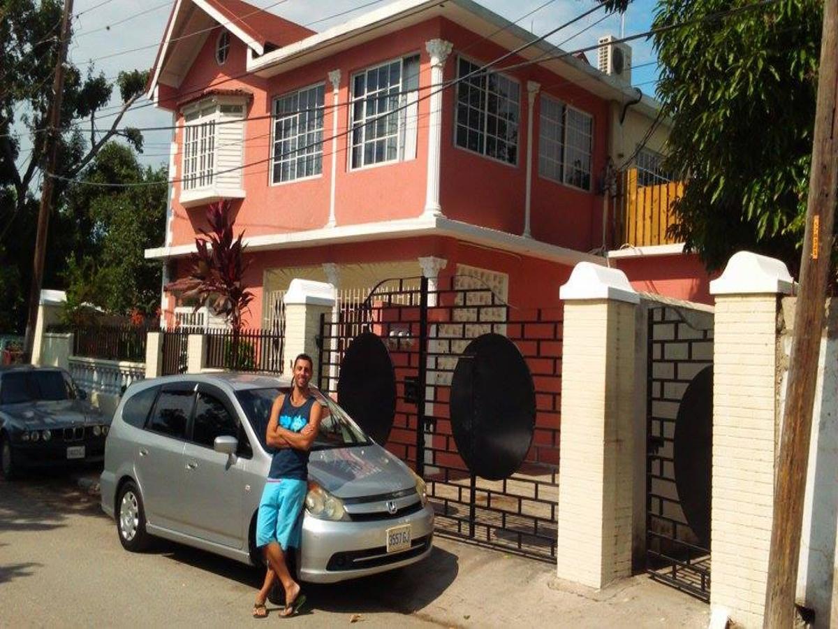 Dancehall Hostel 金斯敦 外观 照片
